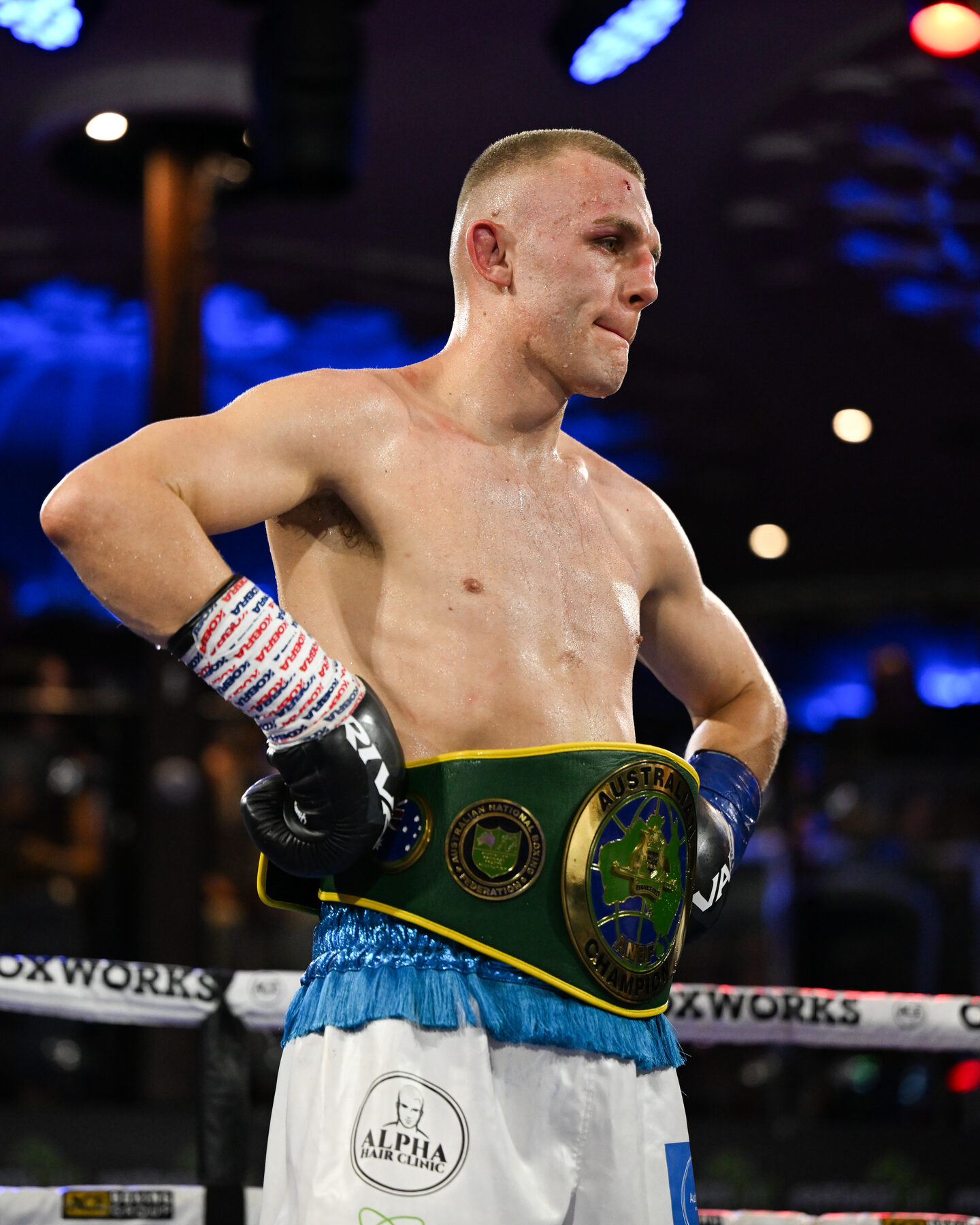 Dan 'The Engine' Hill with the Australian championship belt